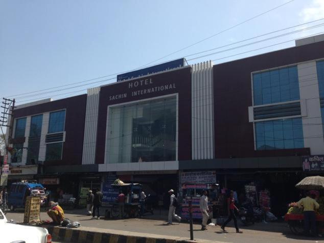 Hotel Sachin International, Haridwar Kankhal ภายนอก รูปภาพ