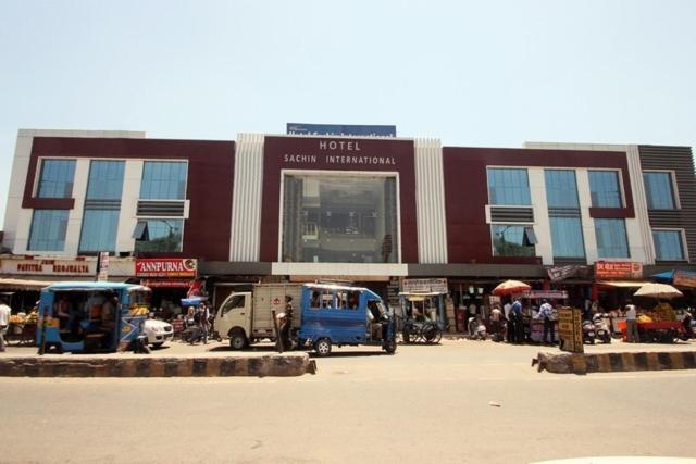 Hotel Sachin International, Haridwar Kankhal ภายนอก รูปภาพ